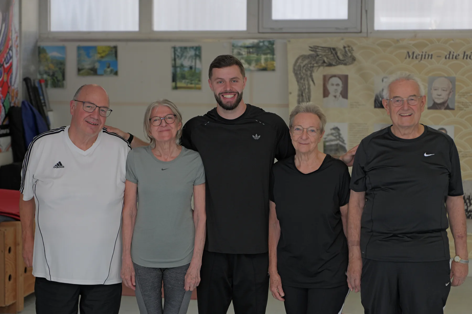 Kevin mit einer Trainingsgruppe